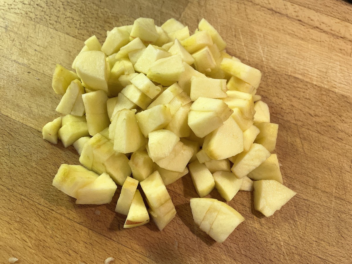 Apfel-Mango-Crumble